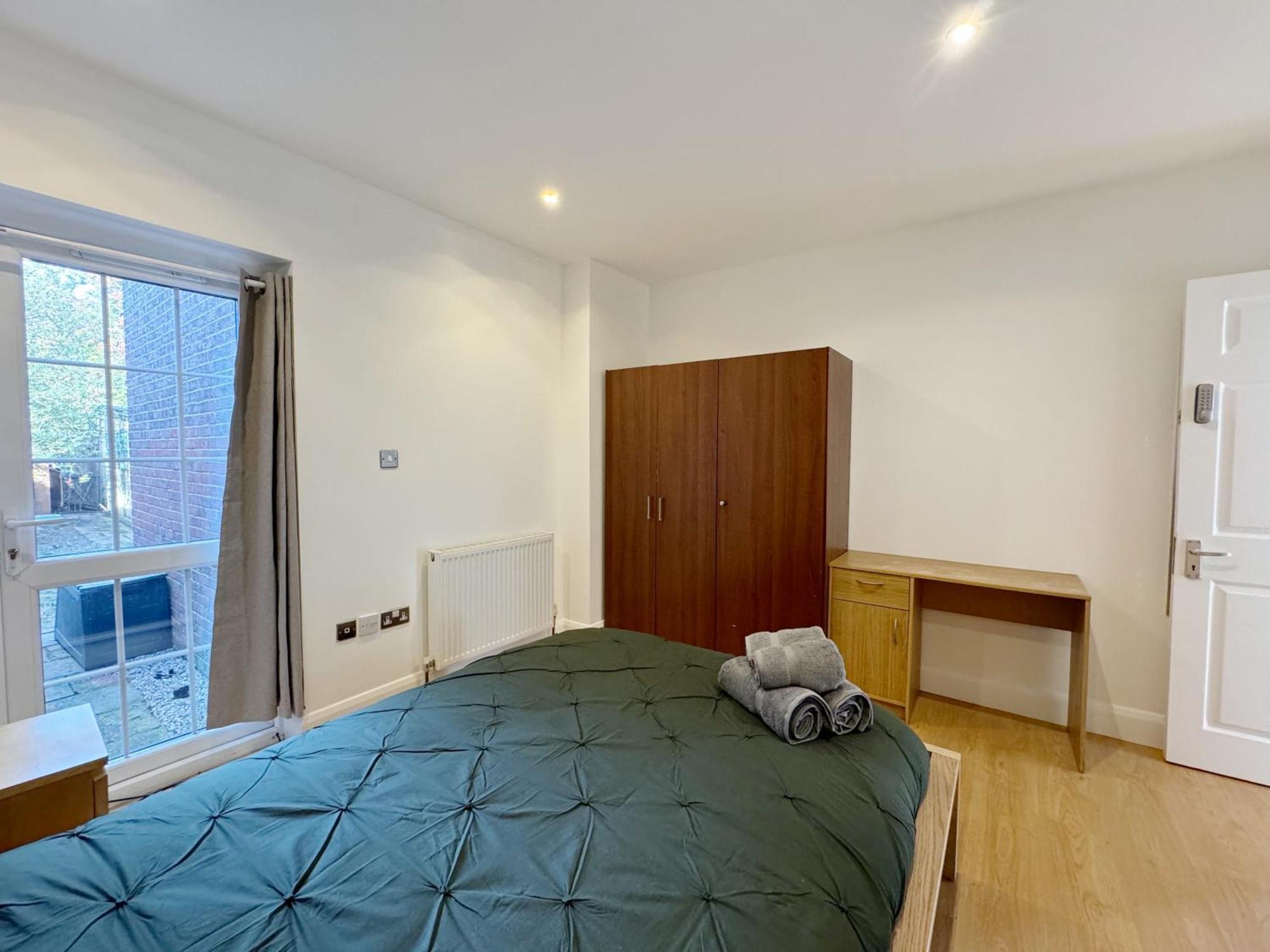 Privatunterkunft Budget Double In Acton, Near & Heathrow